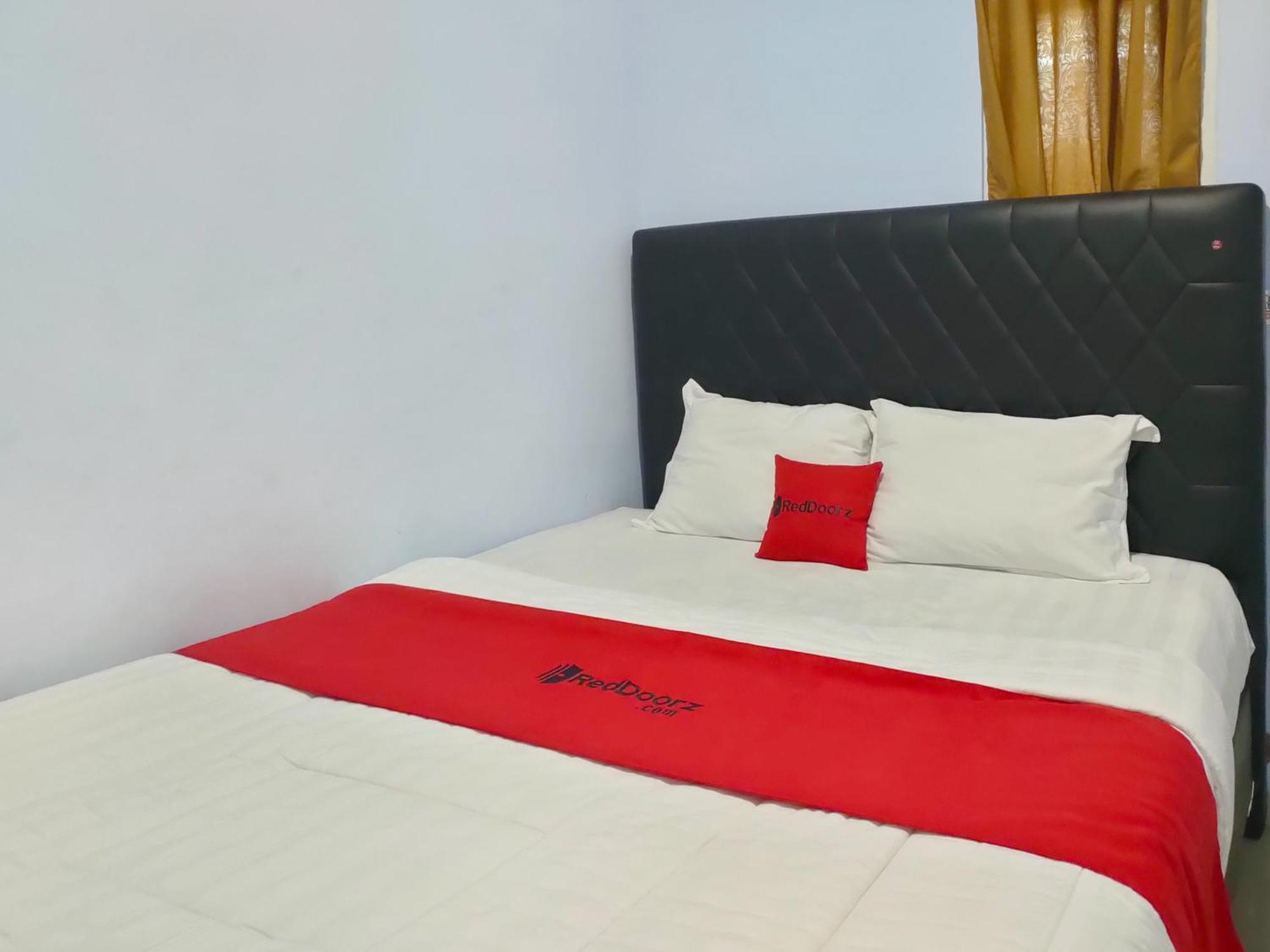 Hotel Reddoorz Syariah Near Stasiun Wates à Wates  Extérieur photo