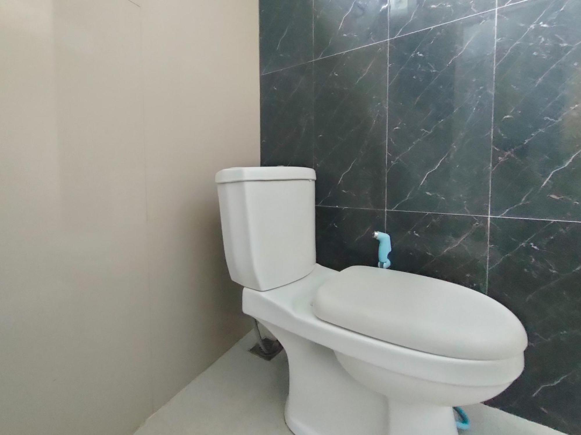 Hotel Reddoorz Syariah Near Stasiun Wates à Wates  Extérieur photo