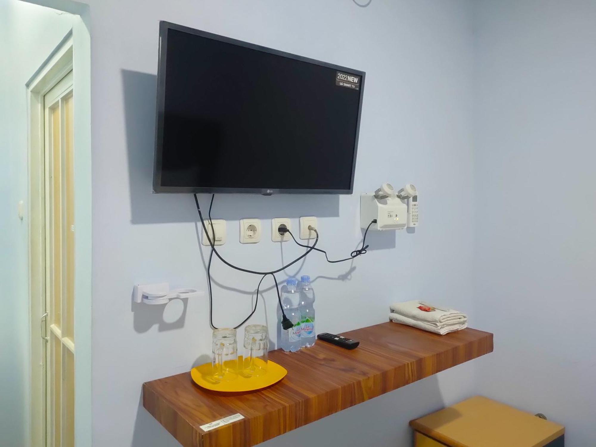 Hotel Reddoorz Syariah Near Stasiun Wates à Wates  Extérieur photo