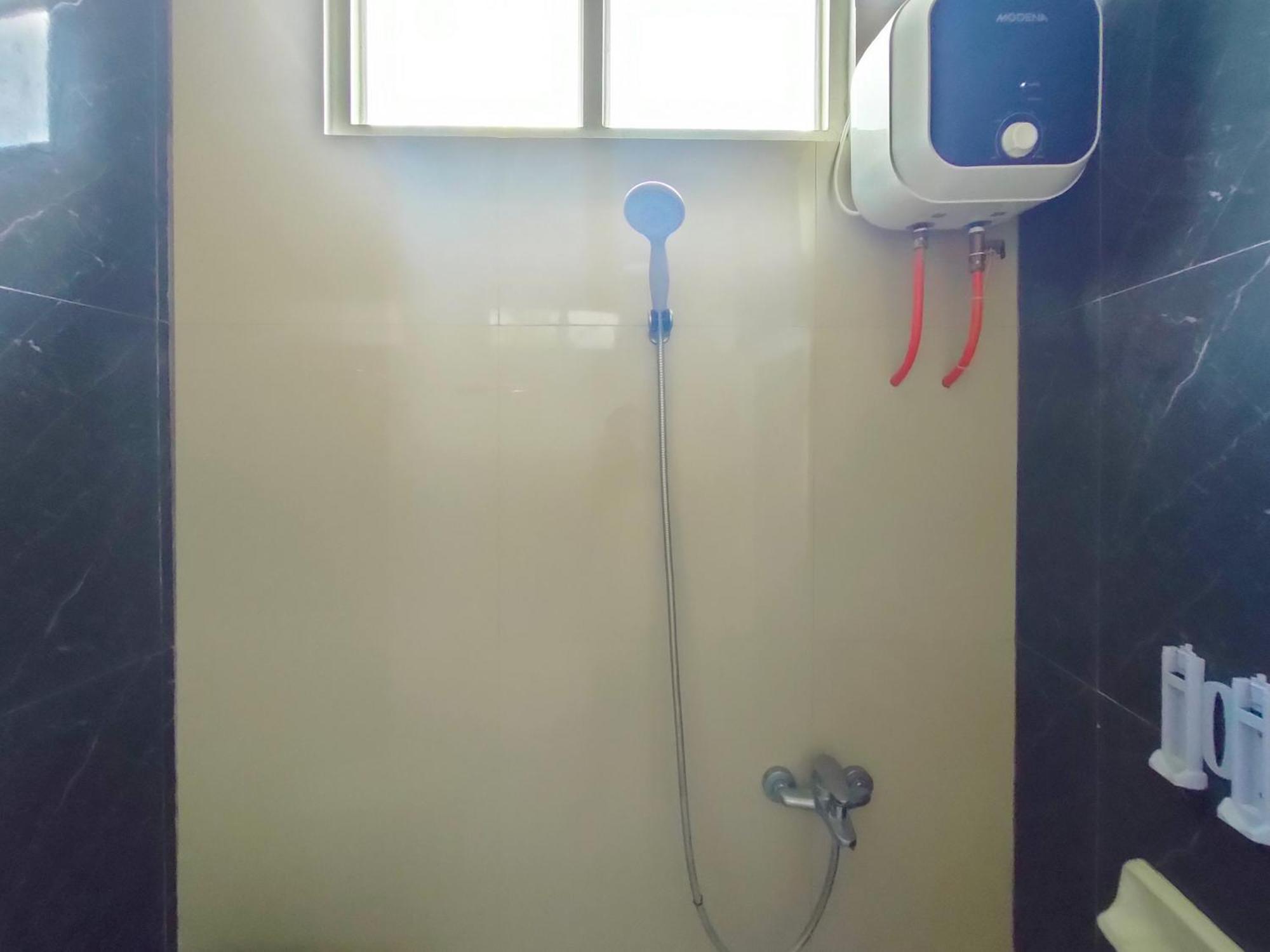 Hotel Reddoorz Syariah Near Stasiun Wates à Wates  Extérieur photo