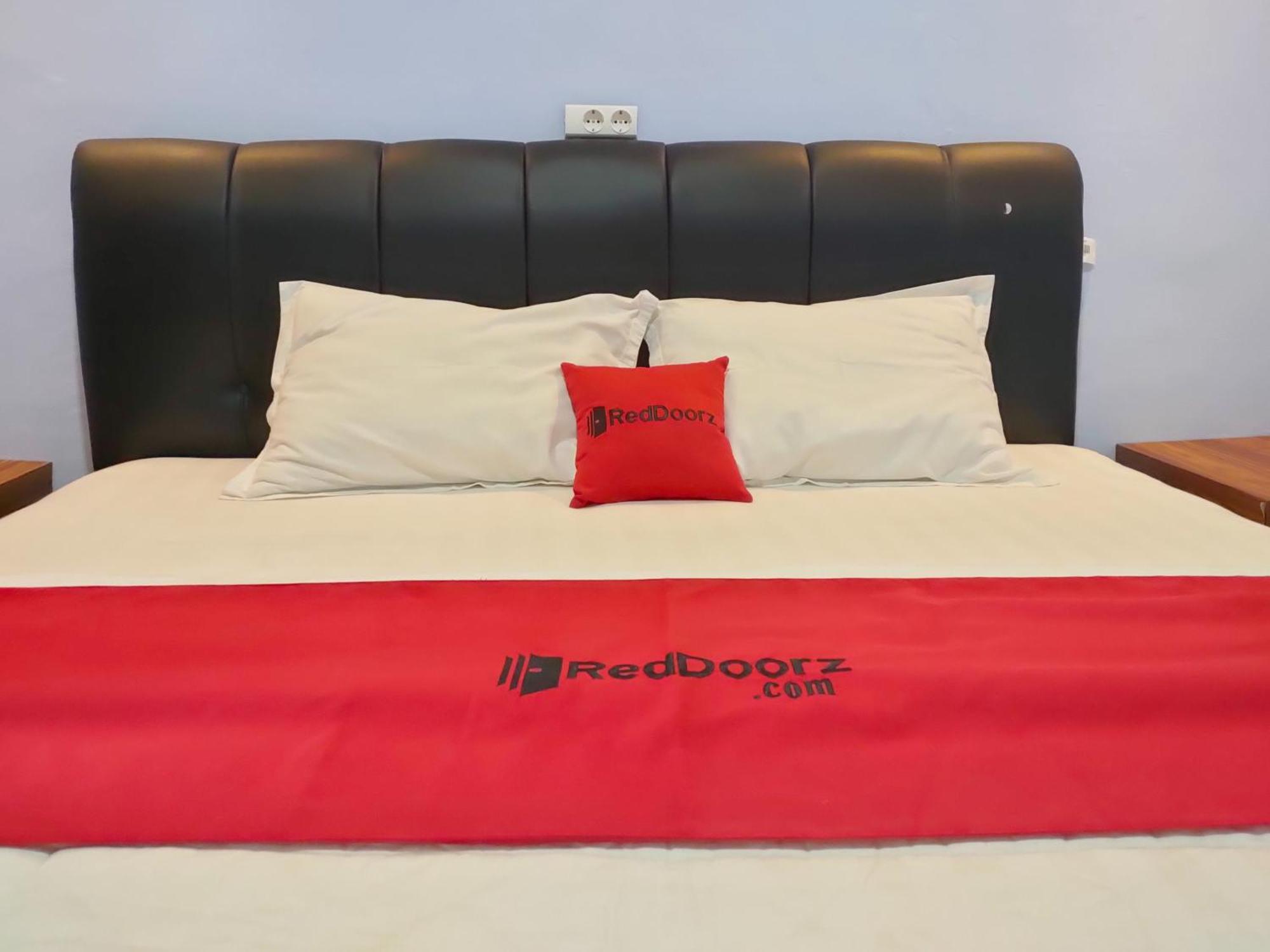 Hotel Reddoorz Syariah Near Stasiun Wates à Wates  Extérieur photo