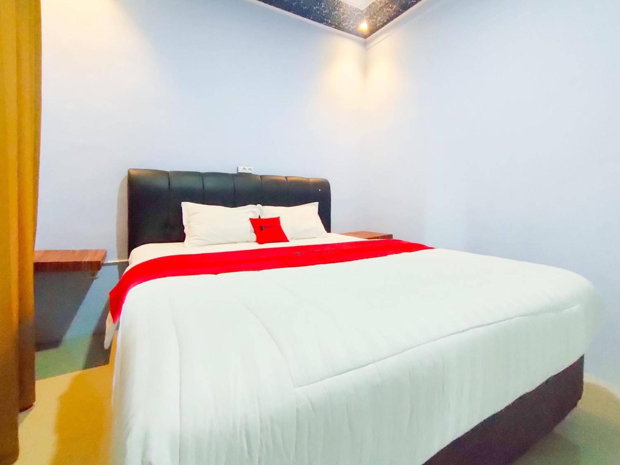 Hotel Reddoorz Syariah Near Stasiun Wates à Wates  Extérieur photo