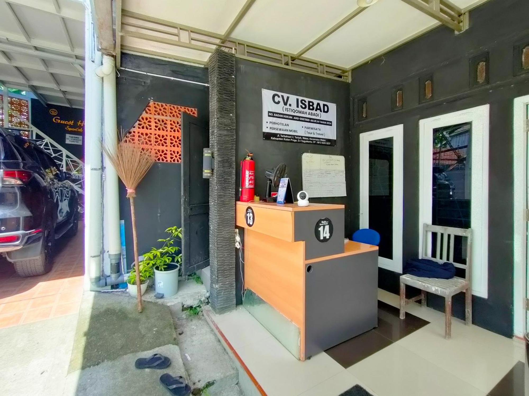 Hotel Reddoorz Syariah Near Stasiun Wates à Wates  Extérieur photo