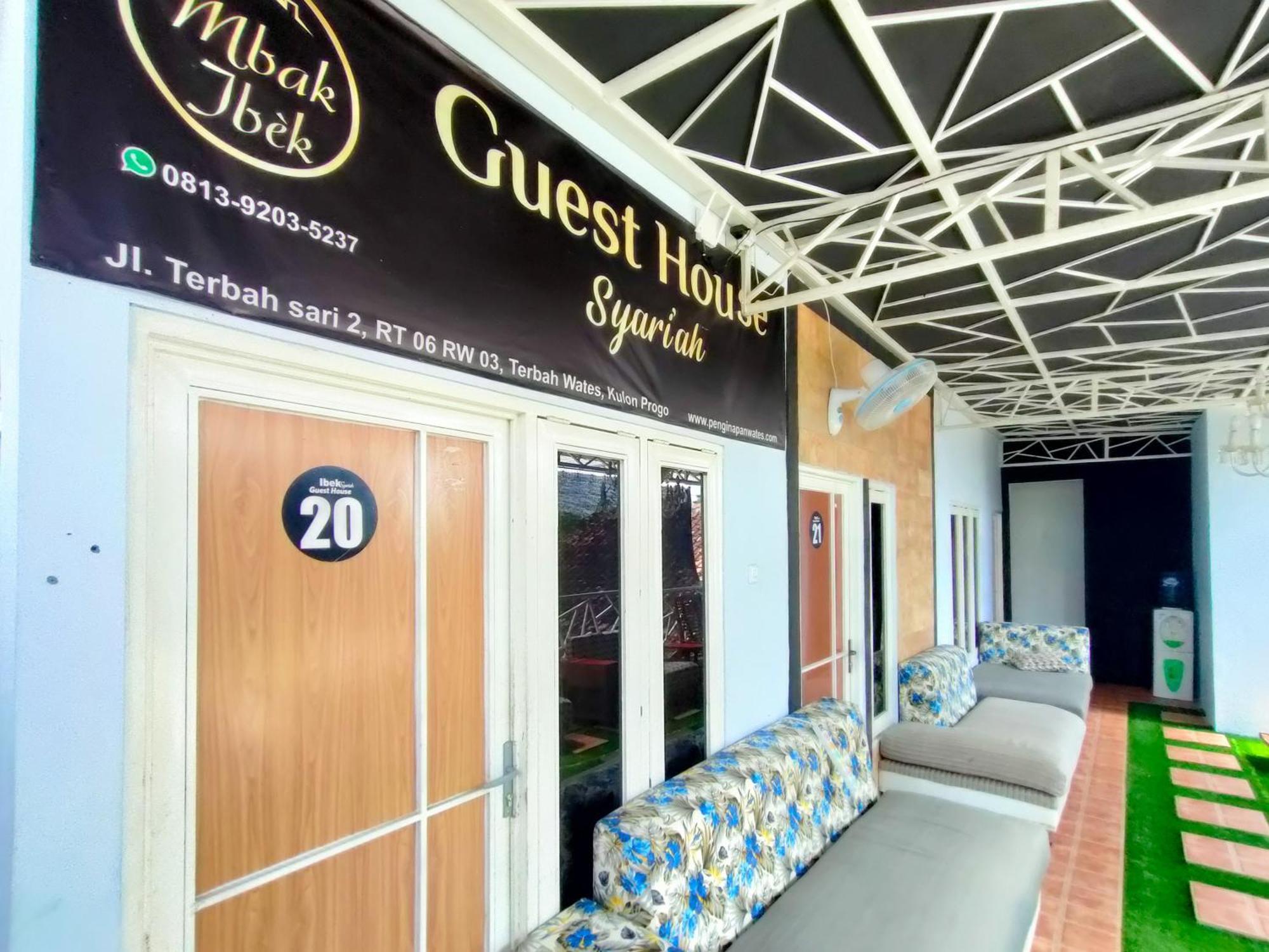 Hotel Reddoorz Syariah Near Stasiun Wates à Wates  Extérieur photo